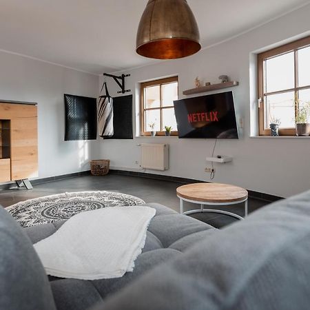 Erholung In Der Natur In Moselnahe, King Size Bett, Netflix, Waschmaschine, Trockner Bengel Kültér fotó
