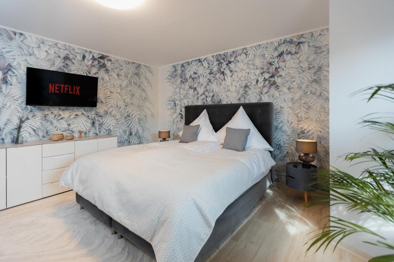 Erholung In Der Natur In Moselnahe, King Size Bett, Netflix, Waschmaschine, Trockner Bengel Kültér fotó